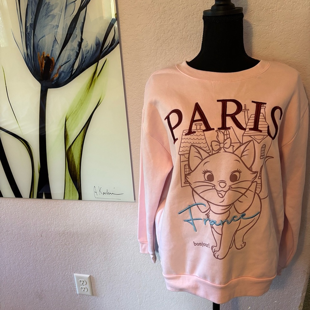 Disney sweatshirt size large